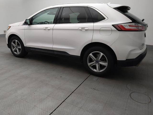 Photo of 2019 White Ford Edge