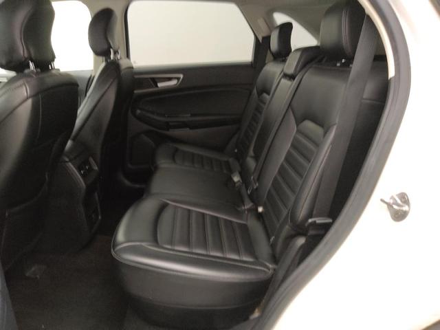 Photo of 2019 White Ford Edge