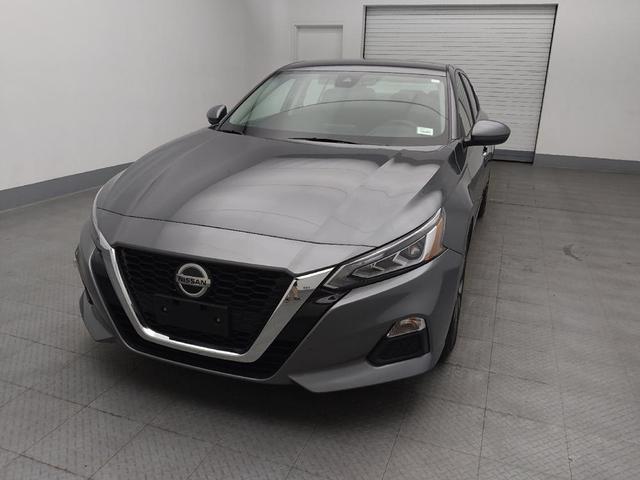 Photo of 2021 Gun Metallic Nissan Altima