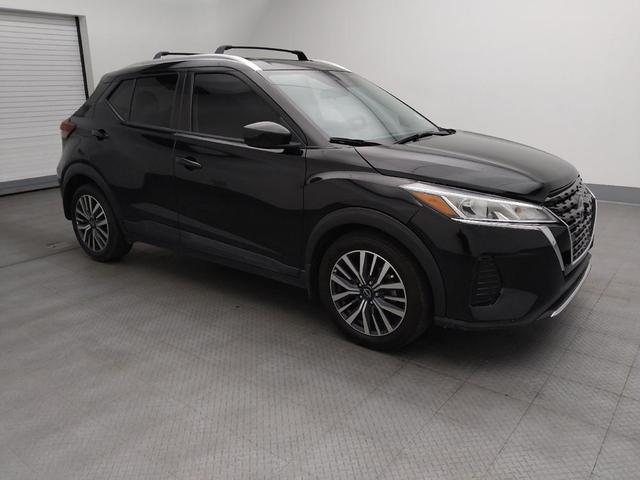 Photo of 2022 Super Black Nissan Kicks