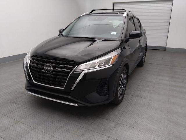 Photo of 2022 Super Black Nissan Kicks