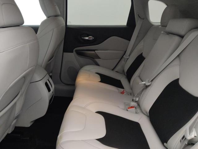 Photo of 2020 Red Jeep Cherokee
