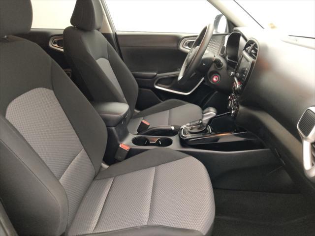 Photo of 2024 Gray Kia Soul