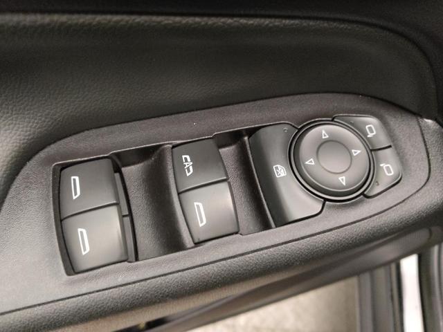 Photo of 2019 Mosaic Black Metallic Chevrolet Equinox