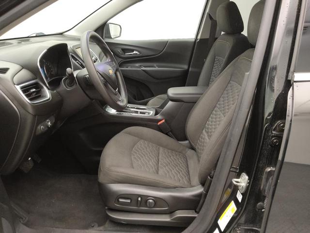 Photo of 2019 Mosaic Black Metallic Chevrolet Equinox