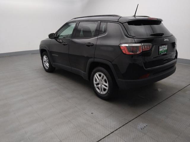 Photo of 2018 Diamond Black Crystal Pearlcoat Jeep Compass