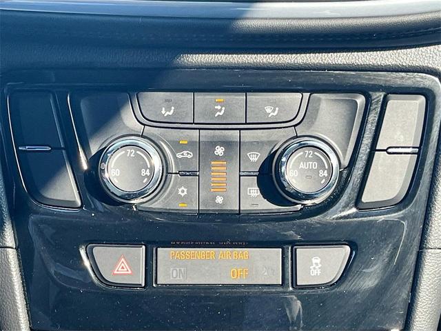 Photo of 2019 White Frost Tricoat Buick Encore