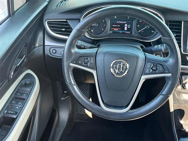 Photo of 2019 White Frost Tricoat Buick Encore