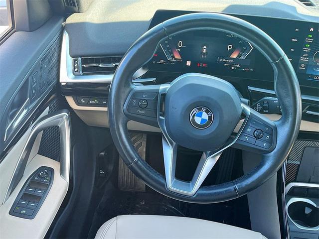 Photo of 2023 Alpine White BMW X1