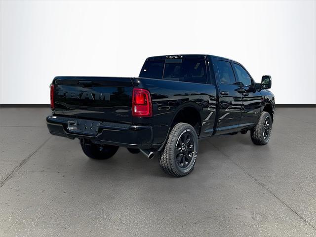 Photo of 2025 Diamond Black Crystal Pearlcoat RAM 2500