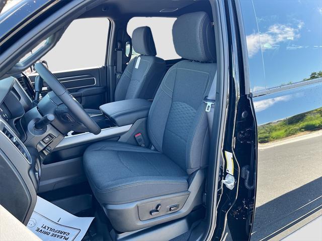 Photo of 2025 Diamond Black Crystal Pearlcoat RAM 2500