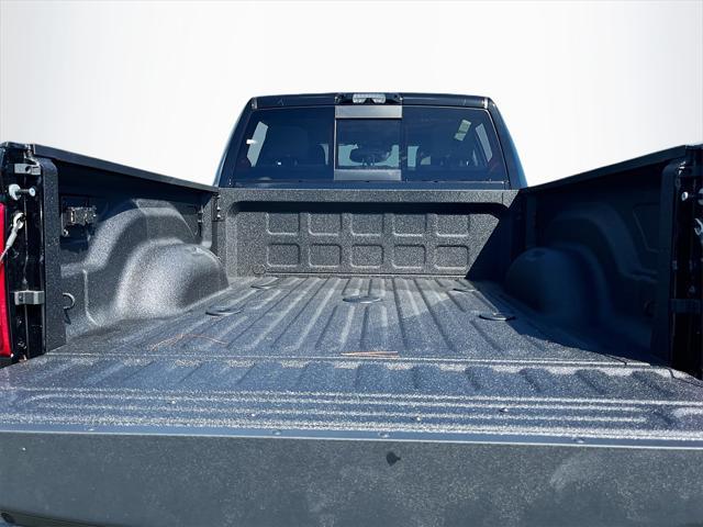 Photo of 2025 Diamond Black Crystal Pearlcoat RAM 2500