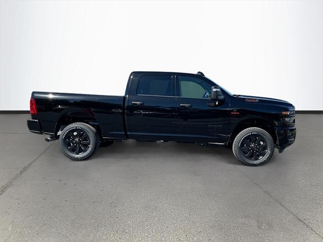 Photo of 2025 Diamond Black Crystal Pearlcoat RAM 2500