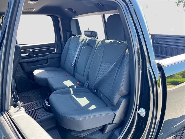 Photo of 2025 Diamond Black Crystal Pearlcoat RAM 2500