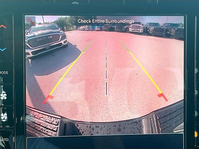 Photo of 2025 Granite Crystal Metallic Clearcoat RAM 2500