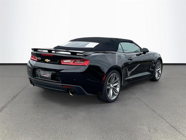 Photo of 2017 Mosaic Black Metallic Chevrolet Camaro
