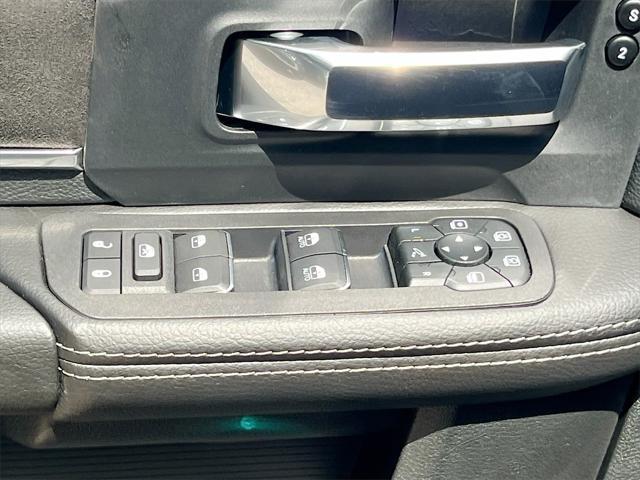 Photo of 2025 Diamond RAM 2500