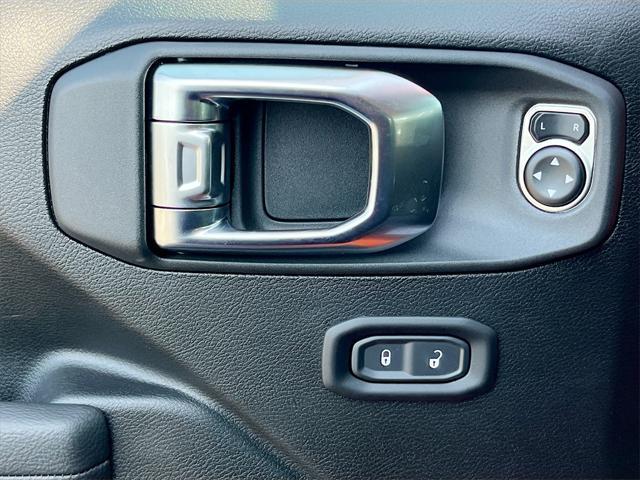 Photo of 2025 Joose Jeep Gladiator