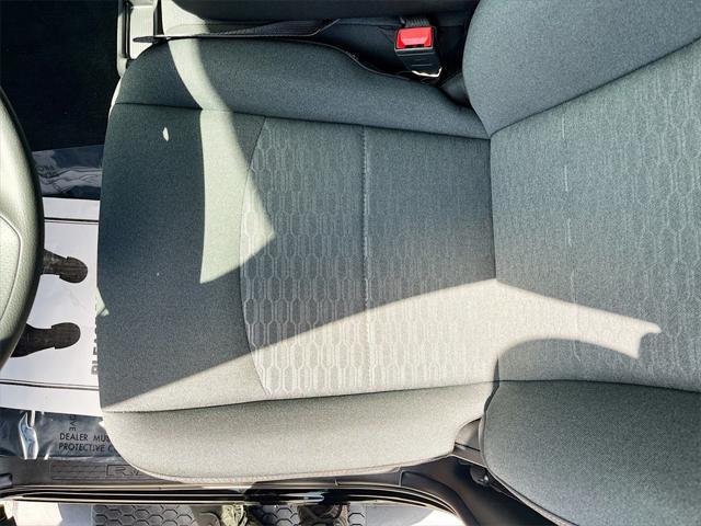 Photo of 2025 Diamond Black Crystal Pearlcoat RAM 2500