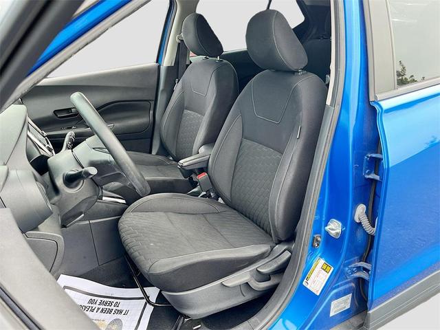 Photo of 2021 Electric Blue Metallic Nissan Kicks