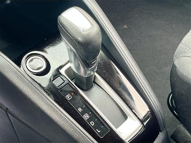 Photo of 2021 Electric Blue Metallic Nissan Kicks