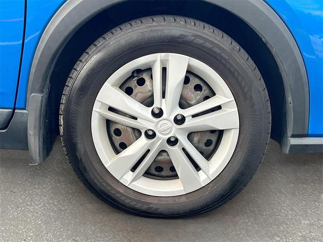 Photo of 2021 Electric Blue Metallic Nissan Kicks