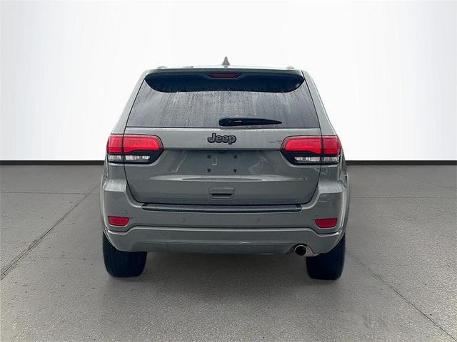 Photo of 2021 Sting-Gray Clearcoat Jeep Grand Cherokee