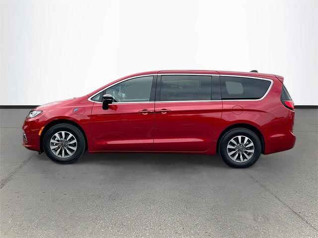 Photo of 2025 Red Hot Pearlcoat Chrysler Pacifica Hybrid