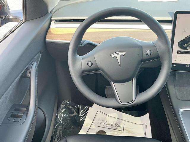 Photo of 2021 Solid Black Tesla Model Y