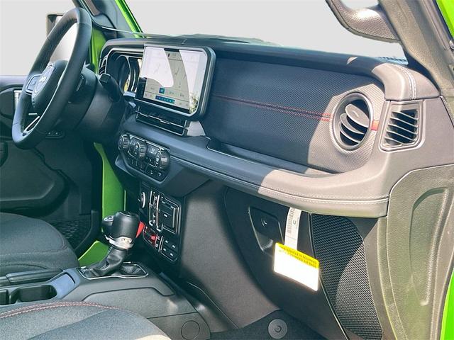 Photo of 2025 Mojito Clearcoa Jeep Gladiator