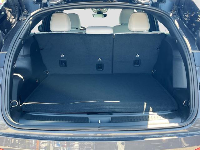 Photo of 2025 Baltic Gray Metallic Clearcoat Jeep Wagoneer S