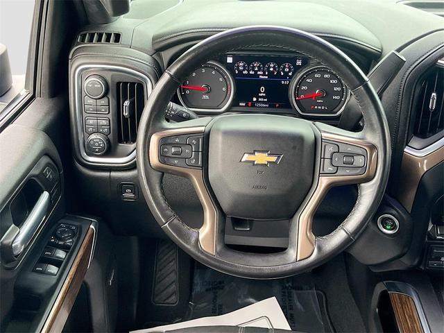 Photo of 2022 Black Chevrolet Silverado 2500