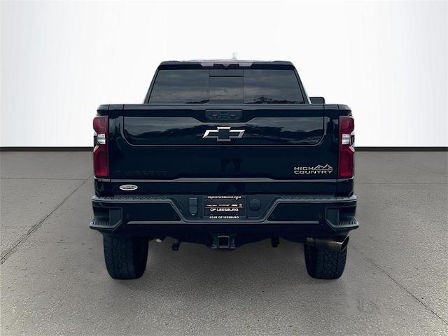 Photo of 2022 Black Chevrolet Silverado 2500