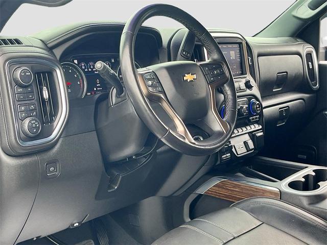Photo of 2022 Black Chevrolet Silverado 2500
