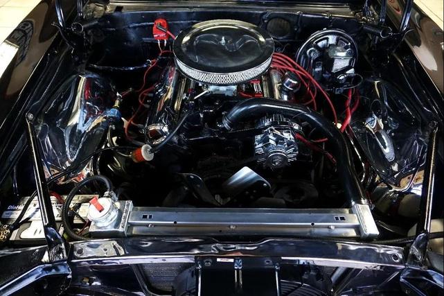 Photo of 1968 Black Pontiac Firebird