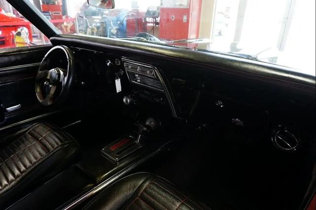 Photo of 1968 Black Pontiac Firebird