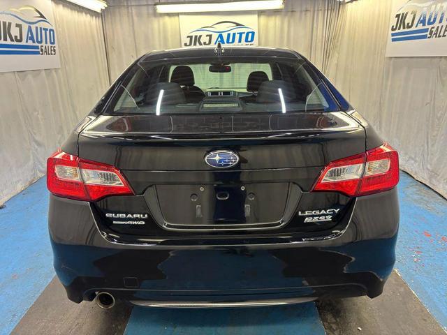 Photo of 2016 Crystal Black Silica Subaru Legacy
