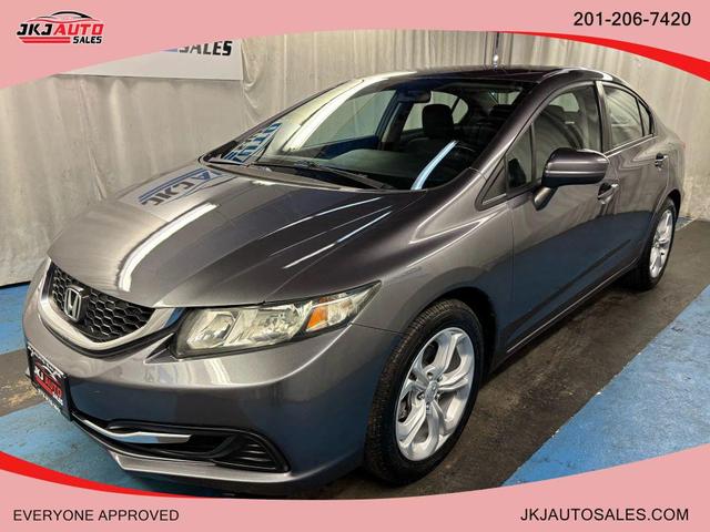 Photo of 2014 Gray Honda Civic
