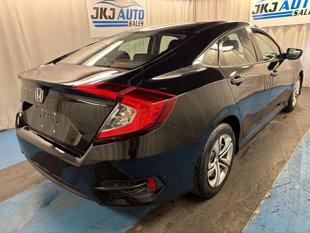 Photo of 2017 Black Honda Civic