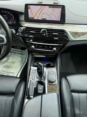 Photo of 2020 Blue BMW 540