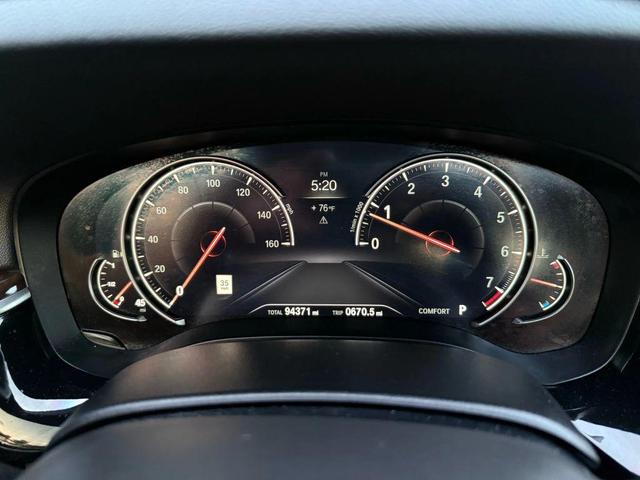 Photo of 2018 Black BMW 540