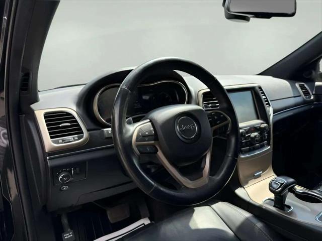 Photo of 2015 Brilliant Black Crystal Pearlcoat Jeep Grand Cherokee