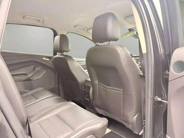 Photo of 2015 Tuxedo Black Ford Escape