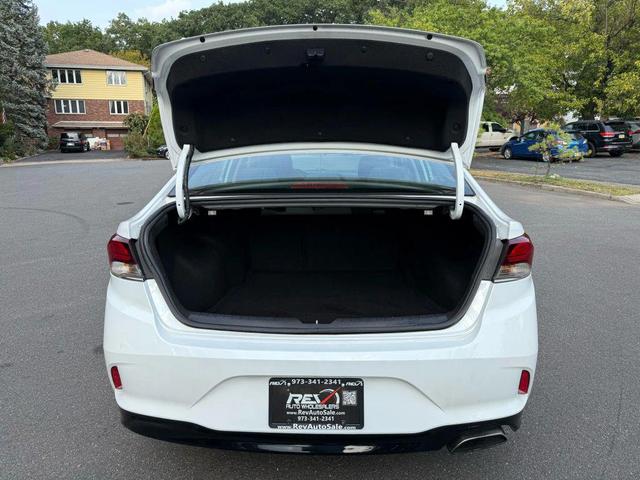 Photo of 2018 Quartz White Pearl Hyundai SONATA