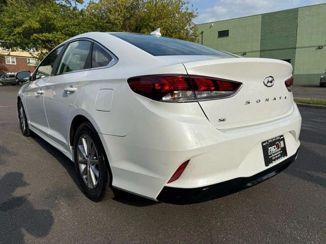 Photo of 2018 Quartz White Pearl Hyundai SONATA