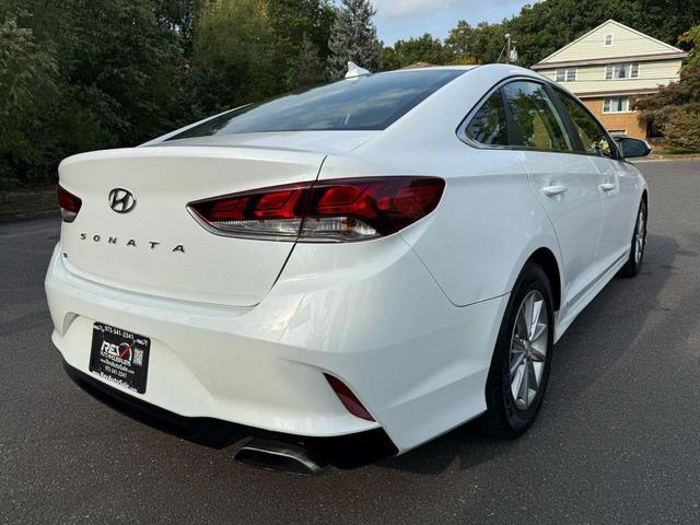 Photo of 2018 Quartz White Pearl Hyundai SONATA