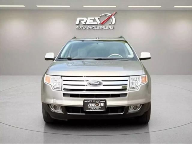 Photo of 2008 Vapor Silver Metallic Ford Edge