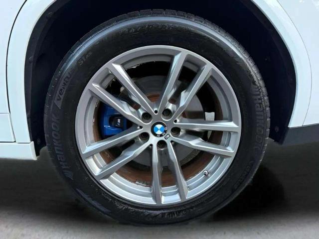 Photo of 2020 Alpine White BMW X4