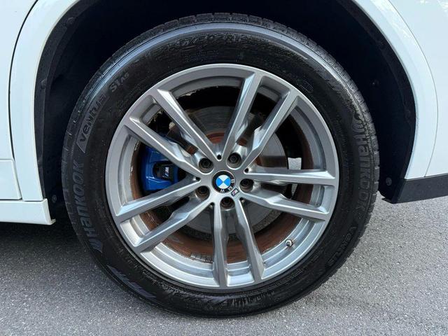 Photo of 2020 Alpine White BMW X4