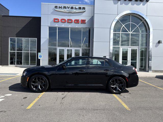 2023 Chrysler 300